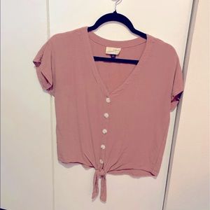 Universal Thread Top